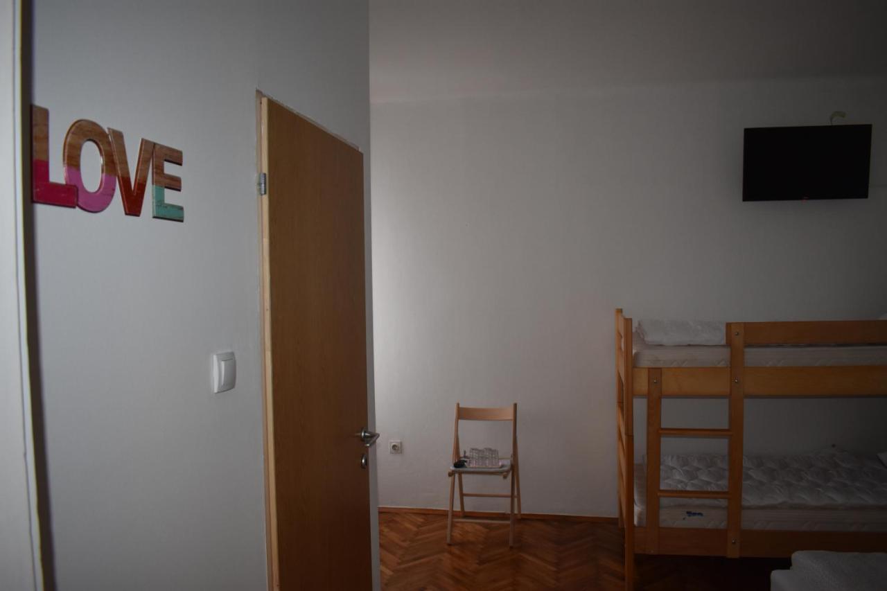 De Lux Apartment & Rooms Emilia Баня Лука Екстериор снимка
