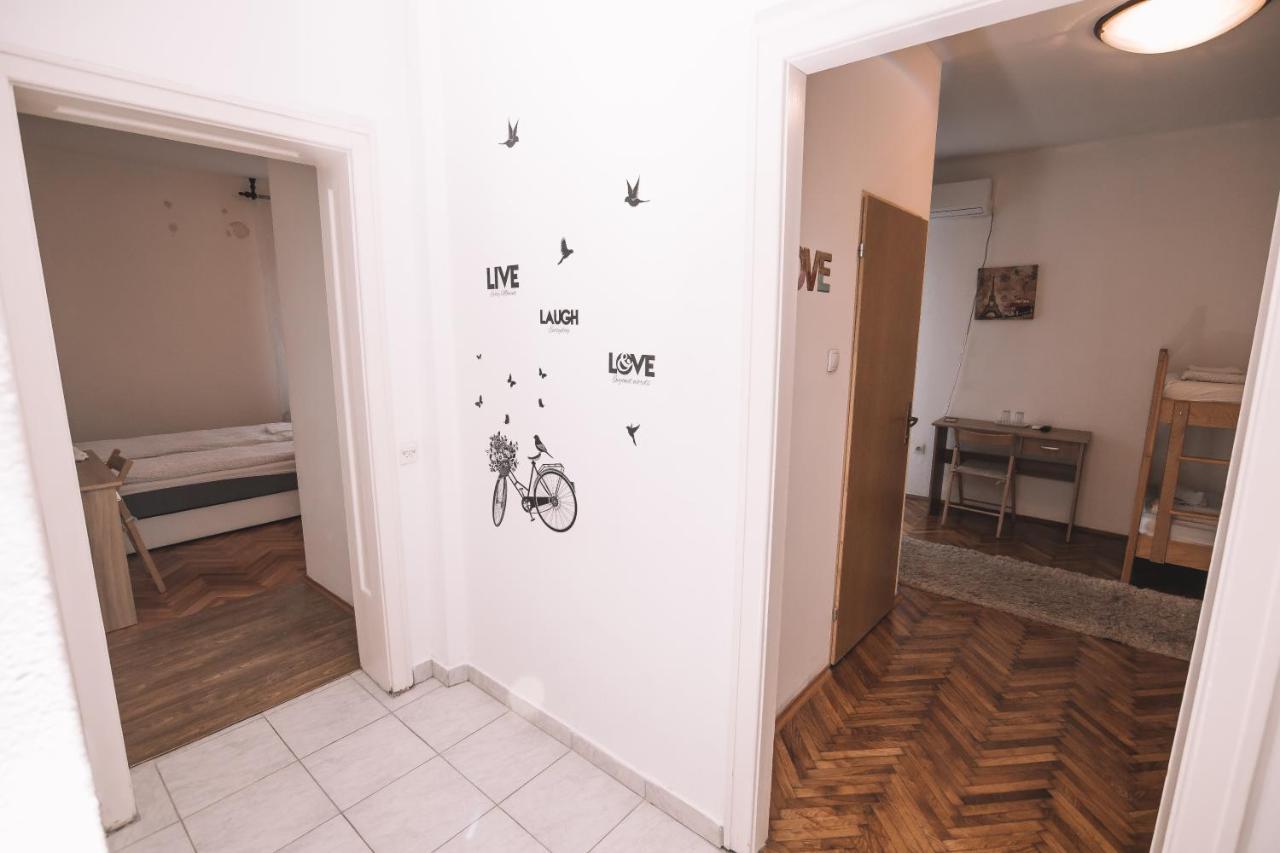 De Lux Apartment & Rooms Emilia Баня Лука Екстериор снимка