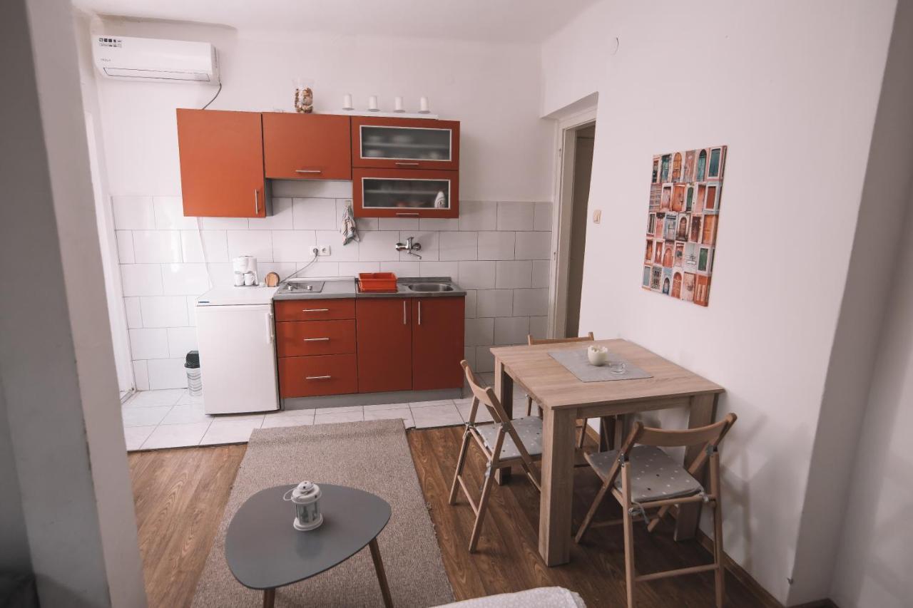 De Lux Apartment & Rooms Emilia Баня Лука Екстериор снимка